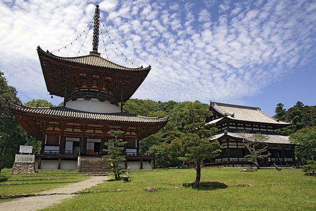 根来寺の大塔と大伝法堂