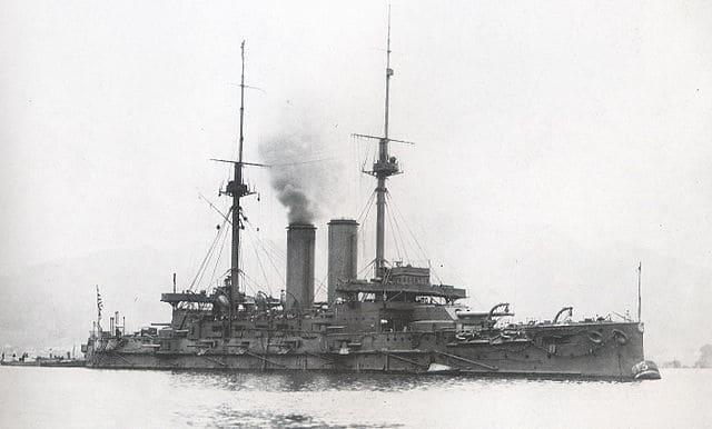 日露戦争の日本海海戦で連合艦隊旗艦を務めた軍艦「三笠」（wikipediaより）