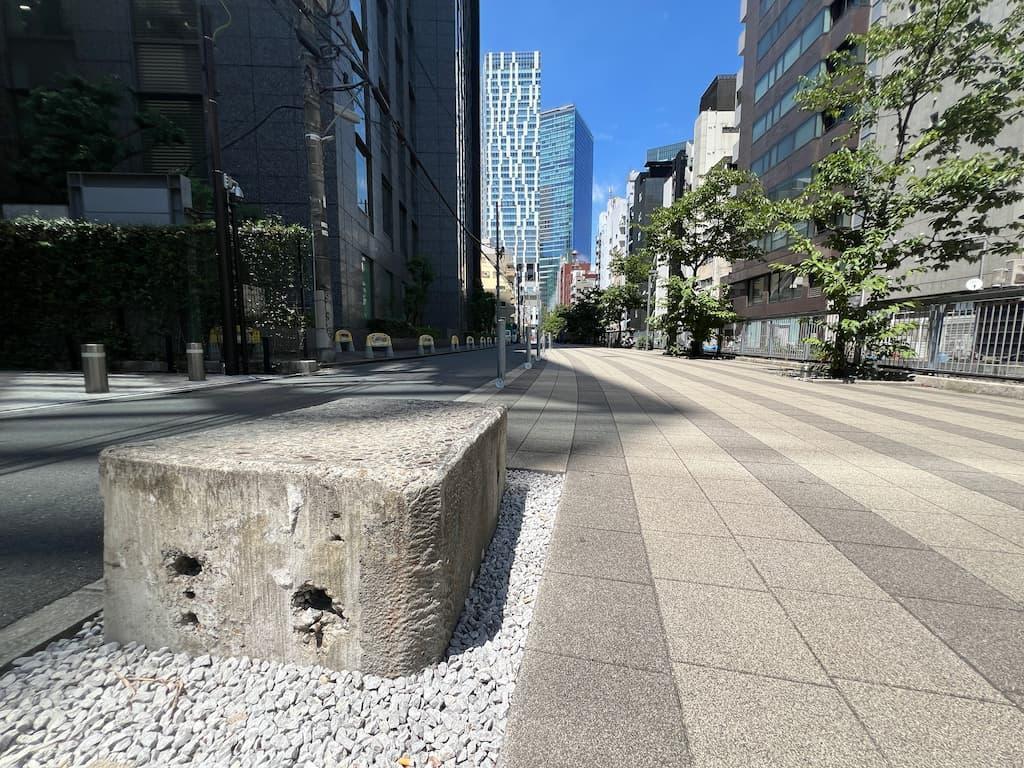 線路高架橋の台座