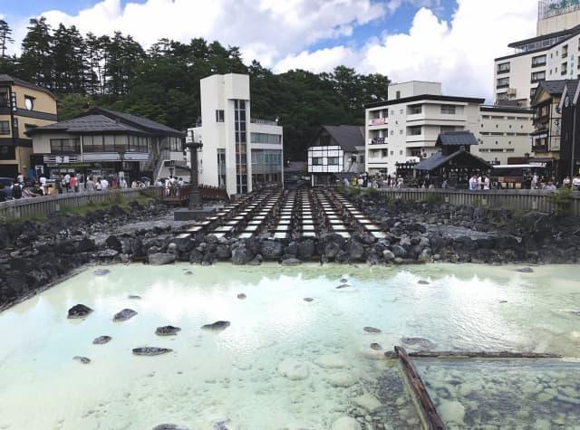 草津温泉のシンボル「湯畑」