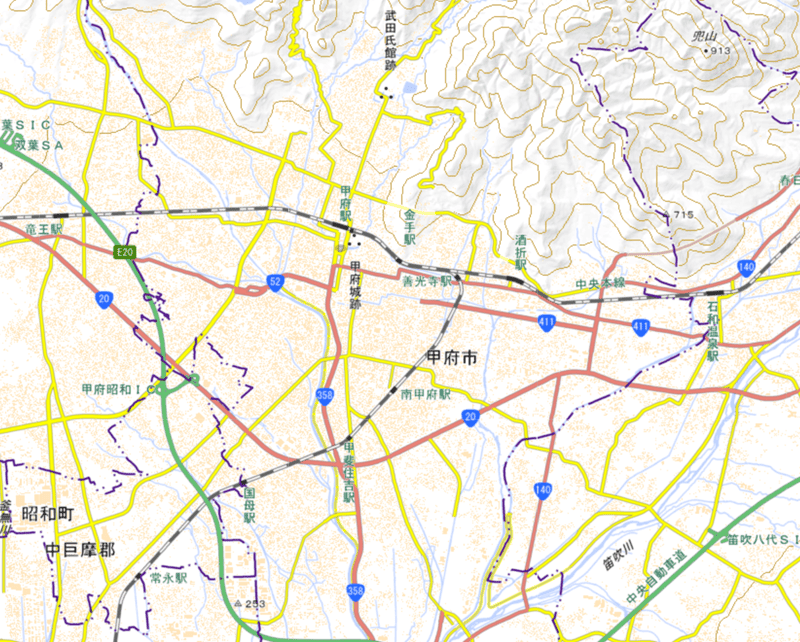 甲府市マップ。中央上寄りに甲府駅や武田氏館（躑躅ヶ崎館）跡、右寄りに石和、笛吹川など。（出典：国土地理院地図）