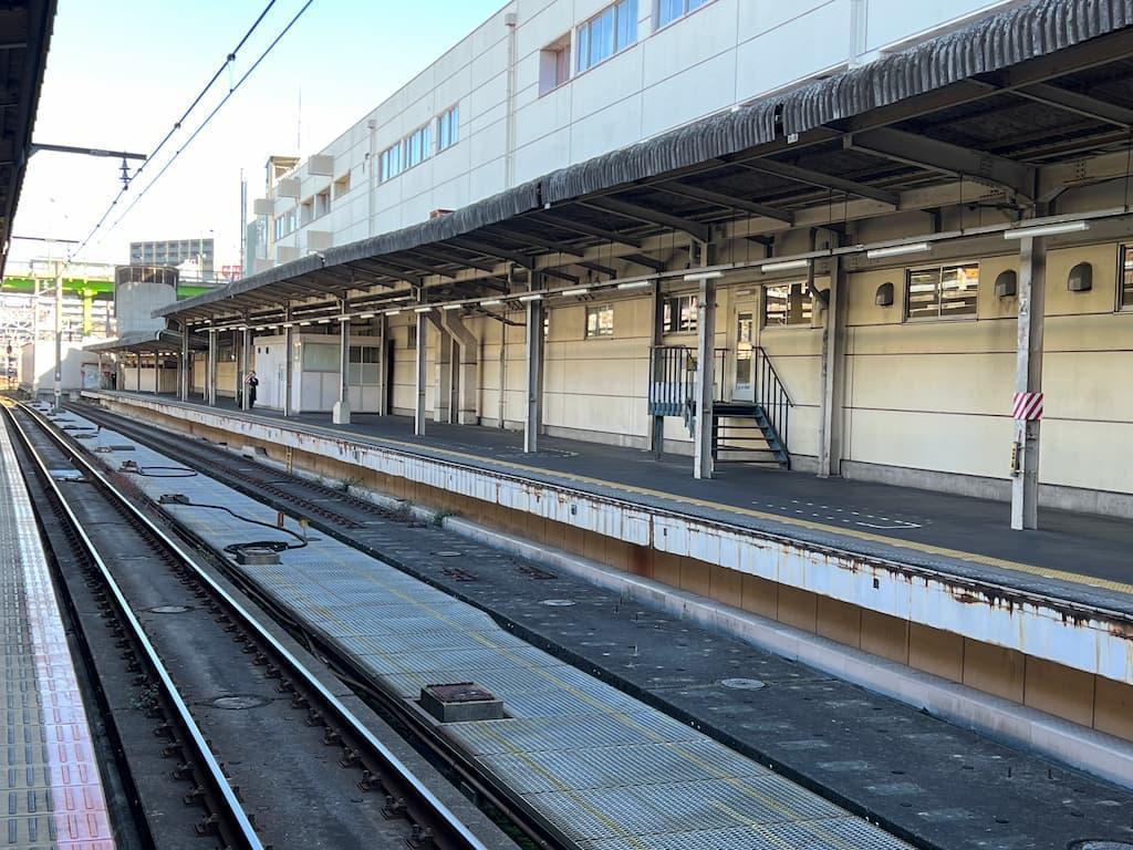 地上にある18番ホーム