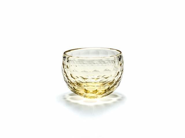 白瑠璃椀(奈良文化財研究所所蔵。出典:ColBase)